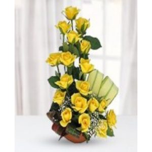 20 yellow roses arrangement